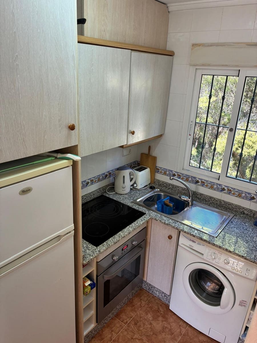 2 bedroom Apartment for sale in Algorfa with pool - € 120,000 (Ref: 9638058)