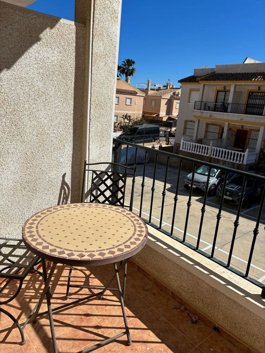 2 bedroom Apartment for sale in Algorfa with pool - € 120,000 (Ref: 9638058)