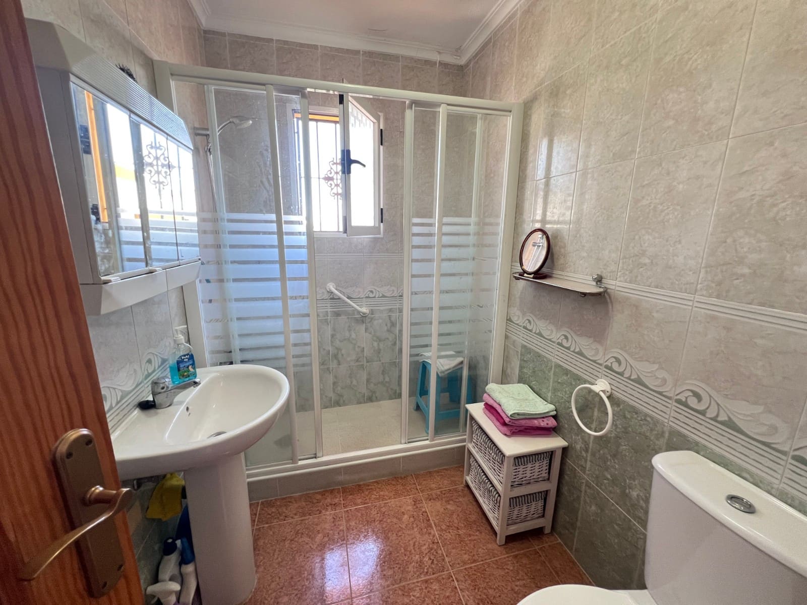 3 soverom Hus til salgs i Entre Naranjos med svømmebasseng - € 189 000 (Ref: 9638060)