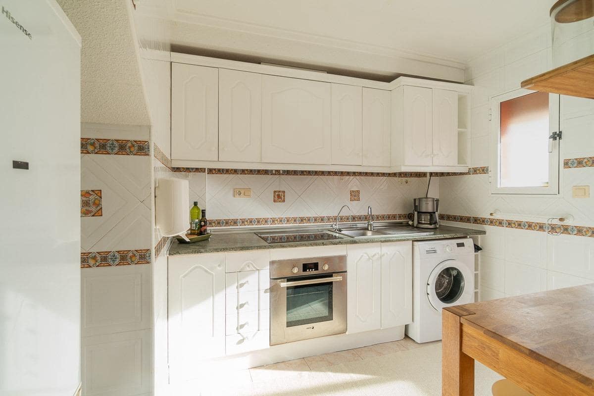 2 bedroom Townhouse for sale in Orihuela Costa with pool - € 195,000 (Ref: 9638064)