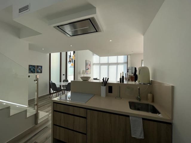 3 makuuhuone Huvila myytävänä paikassa Los Balcones mukana uima-altaan - 489 000 € (Ref: 9639769)