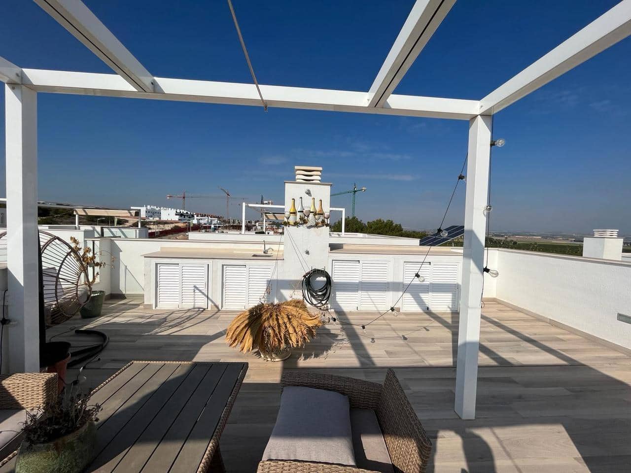 3 makuuhuone Huvila myytävänä paikassa Los Balcones mukana uima-altaan - 489 000 € (Ref: 9639769)