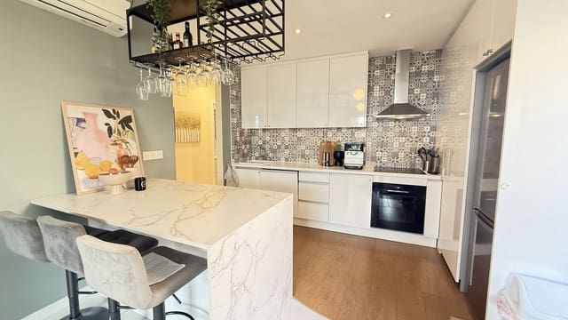 3 soveværelse Villa til salg i La Zenia, Orihuela med swimmingpool - € 499.999 (Ref: 9639776)