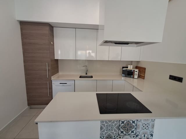 3 Zimmer Villa zu verkaufen in Cabo Roig, Orihuela mit Pool - 360.000 € (Ref: 9639777)