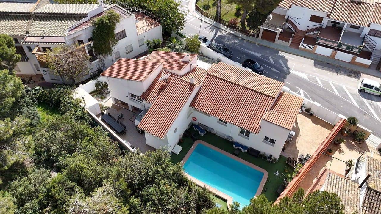 7 sovrum Villa till salu i Dehesa de Campoamor med pool garage - 1 350 000 € (Ref: 9639781)