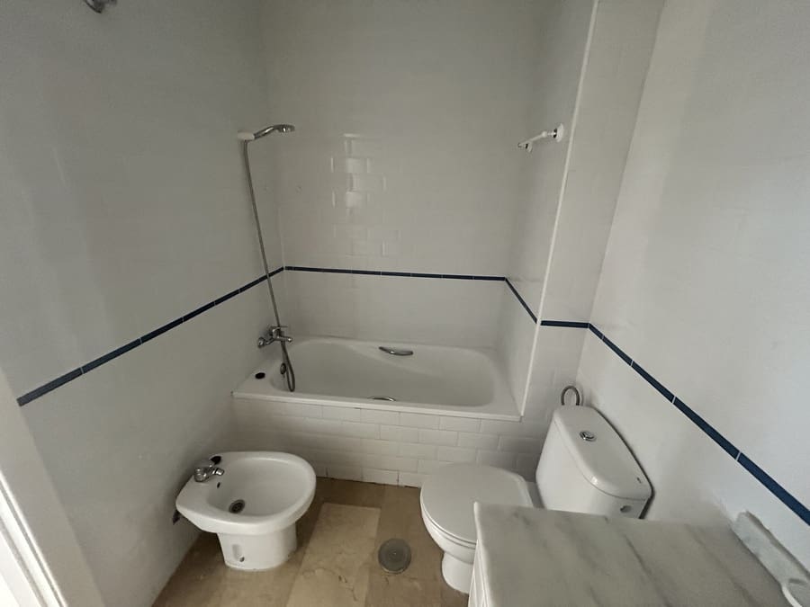 2 makuuhuone Huoneisto myytävänä paikassa Villamartin mukana uima-altaan - 179 995 € (Ref: 9645629)