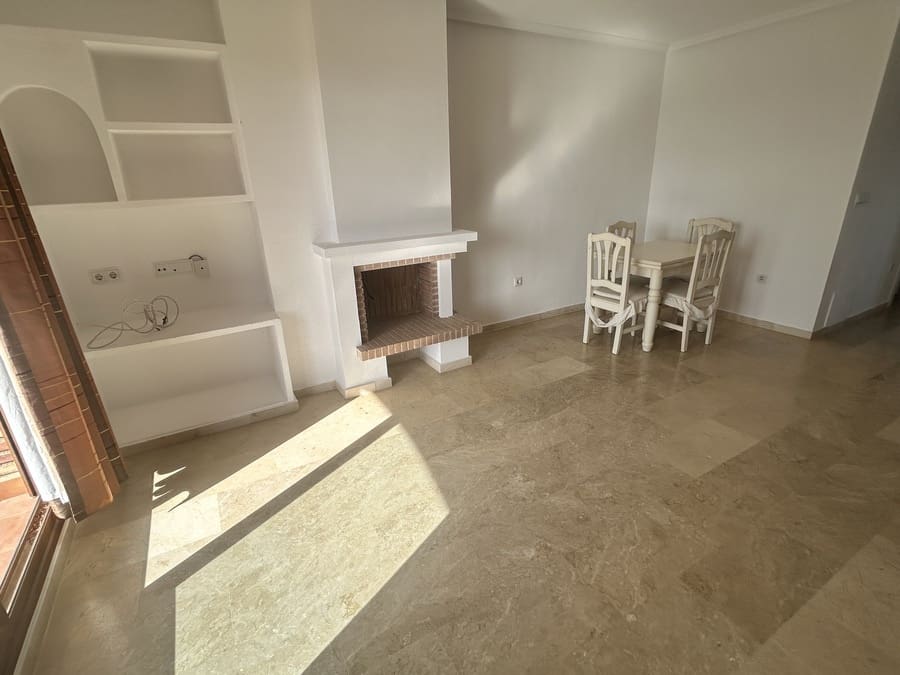 2 makuuhuone Huoneisto myytävänä paikassa Villamartin mukana uima-altaan - 179 995 € (Ref: 9645629)