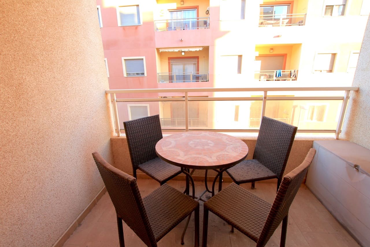 2 bedroom Apartment for sale in Los Palacios - € 94,500 (Ref: 9650875)