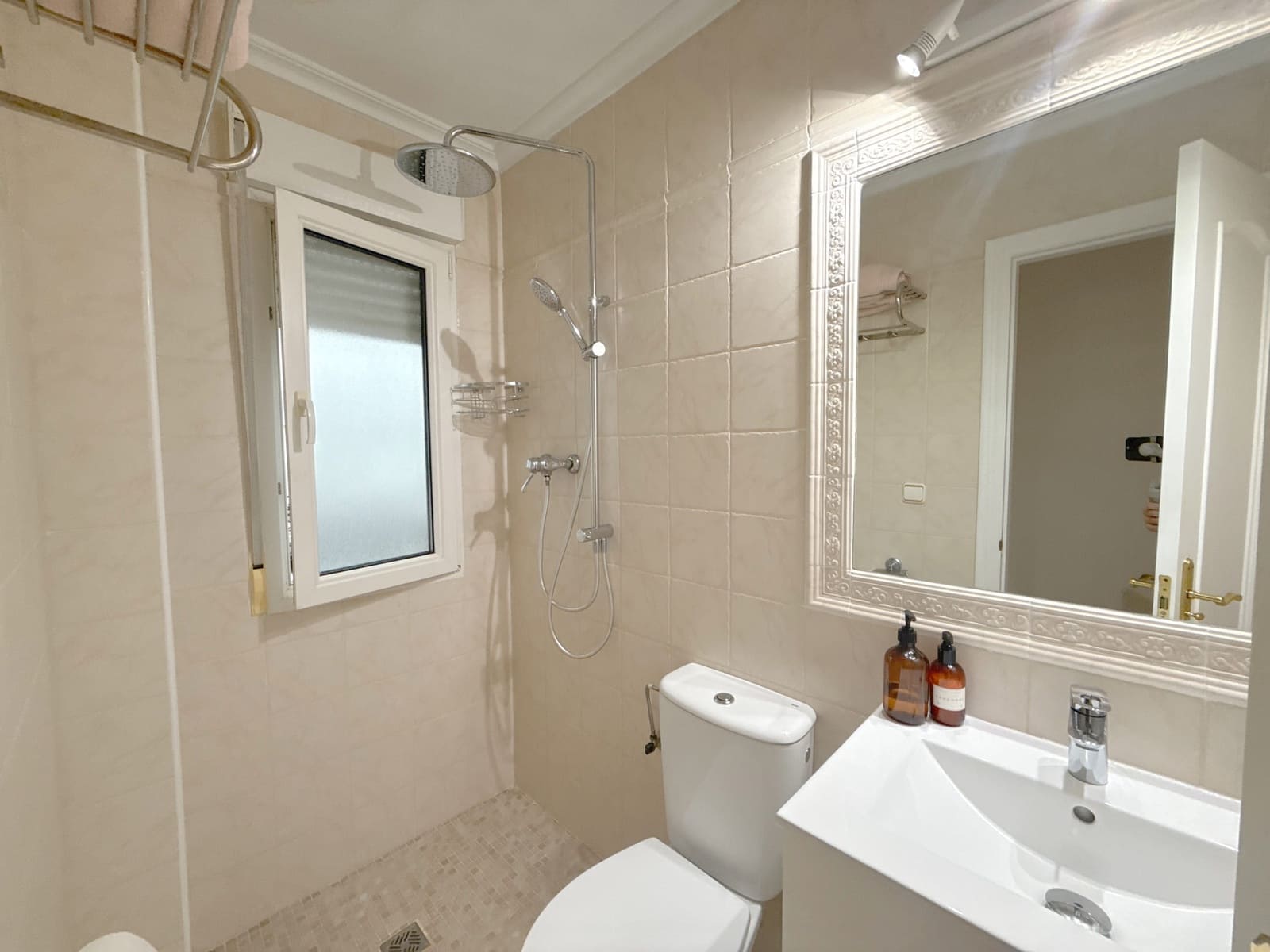 2 soveværelse Byhus til salg i La Zenia med swimmingpool - € 249.950 (Ref: 9650881)