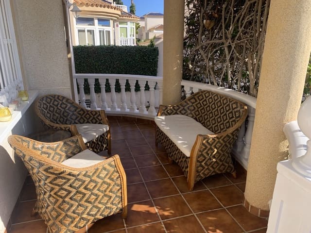 3 chambre Villa/Maison à vendre à Villamartin, Orihuela avec piscine garage - 299 950 € (Ref: 9650882)