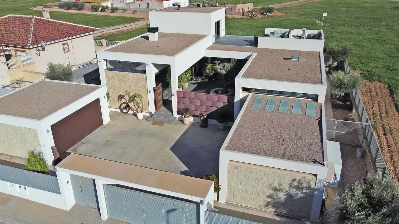 3 camera da letto Villa in vendita in Los Alcazares con piscina garage - 775.000 € (Rif: 9653050)