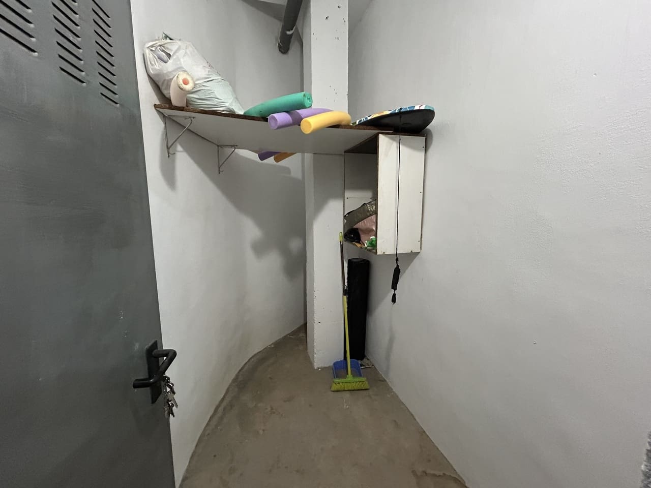 2 bedroom Apartment for sale in Los Alcazares with garage - € 124,000 (Ref: 9653051)