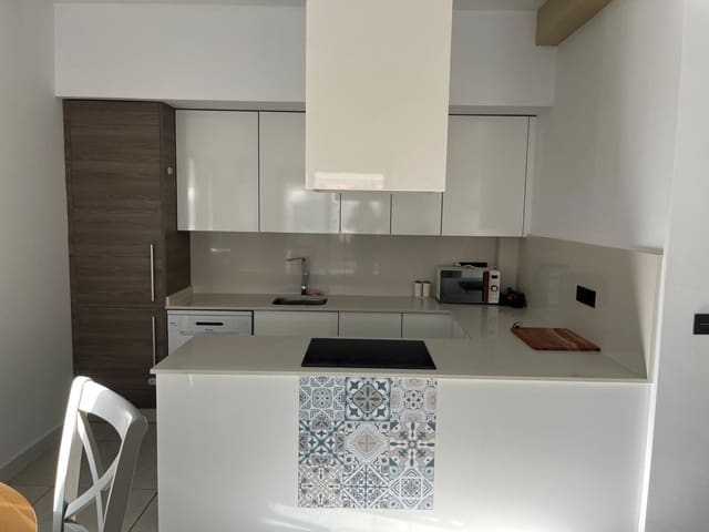 Chalet de 3 habitaciones en Lomas de Cabo Roig - Los Dolses, Orihuela en venta con piscina - 360.000 € (Ref: 9660614)
