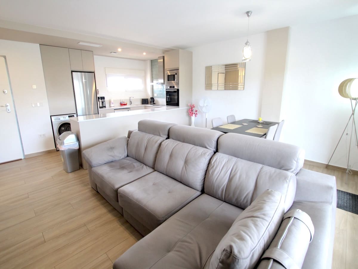 2 bedroom Apartment for sale in Entre Naranjos - € 240,000 (Ref: 9671130)