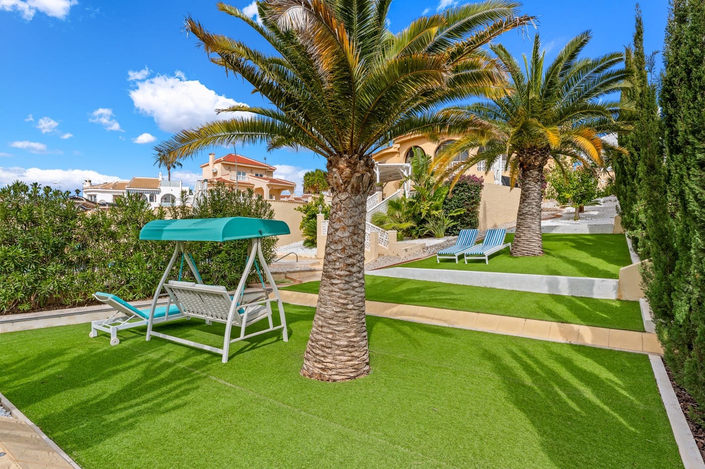 5 bedroom Villa for sale in Ciudad Quesada with pool - € 639,000 (Ref: 9671286)