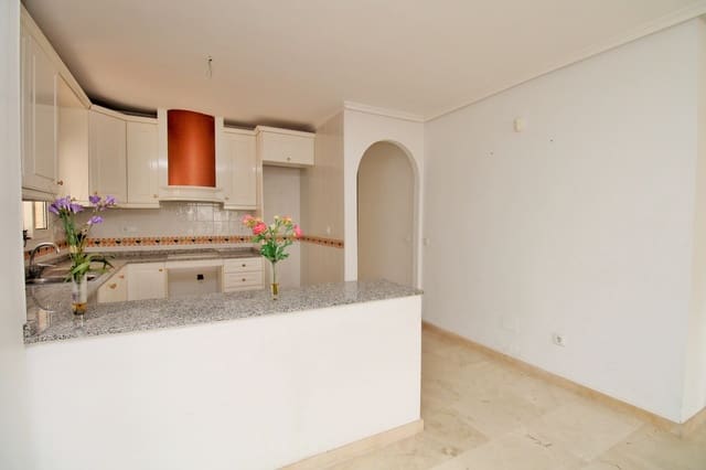 2 chambre Appartement à vendre à Playa Flamenca, Orihuela avec piscine - 169 000 € (Ref: 9687660)