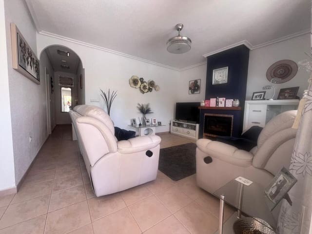 Bungalow de 3 habitaciones en Vistabella, Orihuela en venta con piscina - 239.900 € (Ref: 9698766)