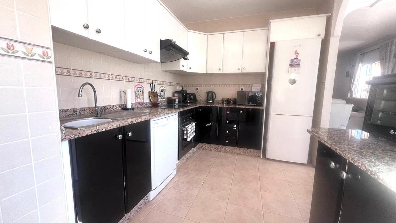 Bungalow de 3 habitaciones en Vistabella en venta con piscina - 239.900 € (Ref: 9698766)