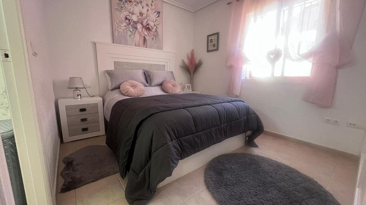 Bungalow de 3 habitaciones en Vistabella en venta con piscina - 239.900 € (Ref: 9698766)