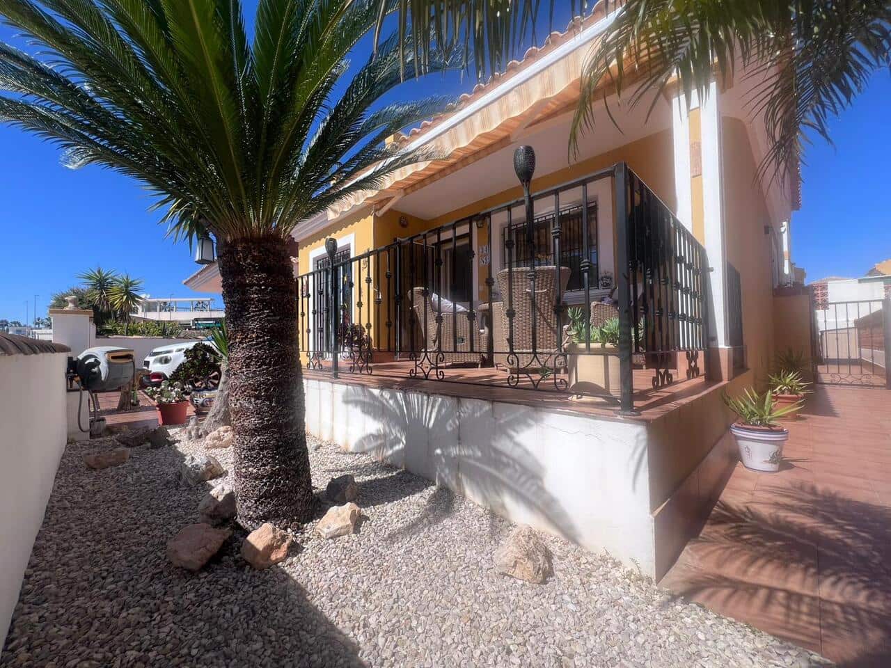 Bungalow de 3 habitaciones en Vistabella en venta con piscina - 239.900 € (Ref: 9698766)