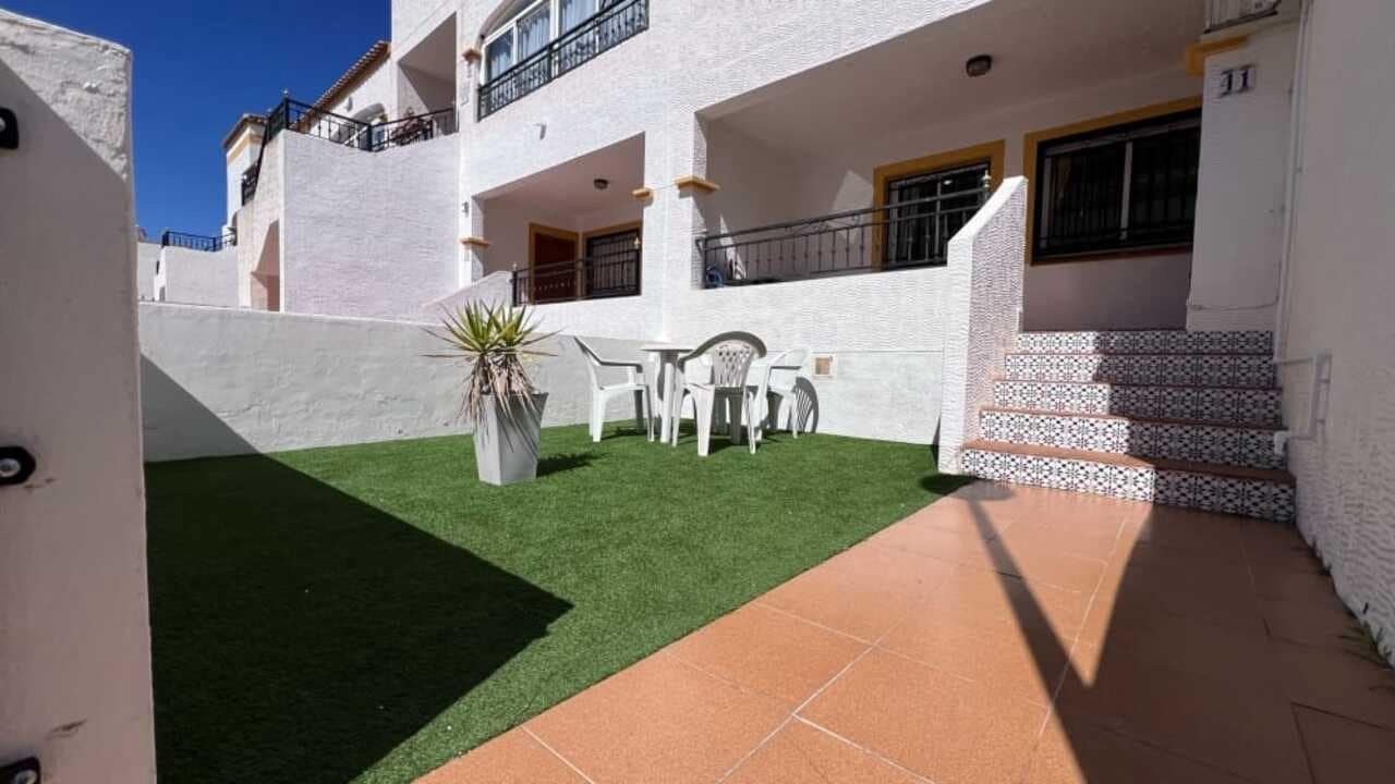 2 bedroom Apartment for sale in Vistabella with pool - € 129,000 (Ref: 9699287)