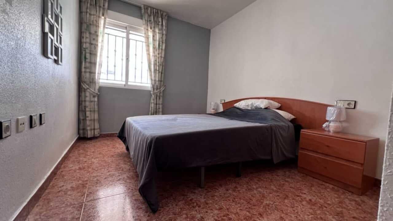 2 bedroom Apartment for sale in Vistabella with pool - € 129,000 (Ref: 9699287)