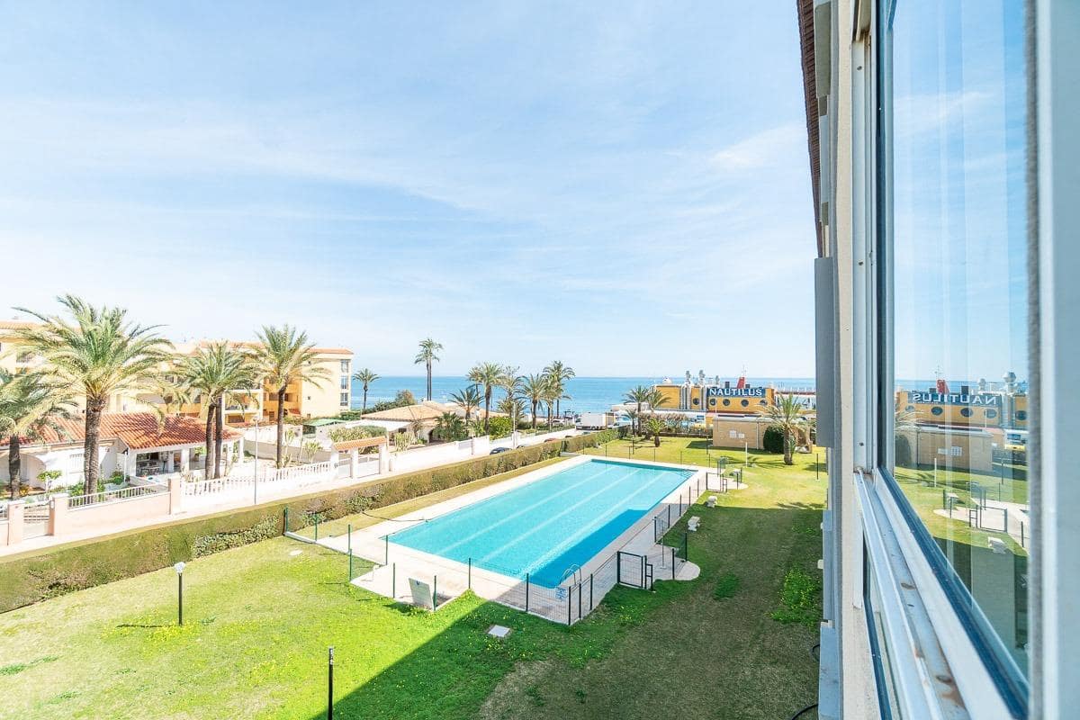 2 sypialnia Apartament na sprzedaż w Torrevieja z basenem garażem - 229 000 € (Ref: 9699846)