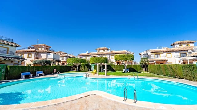 2 quarto Moradia Geminada para venda em Orihuela Costa, Orihuela com piscina - 249 000 € (Ref: 9699847)
