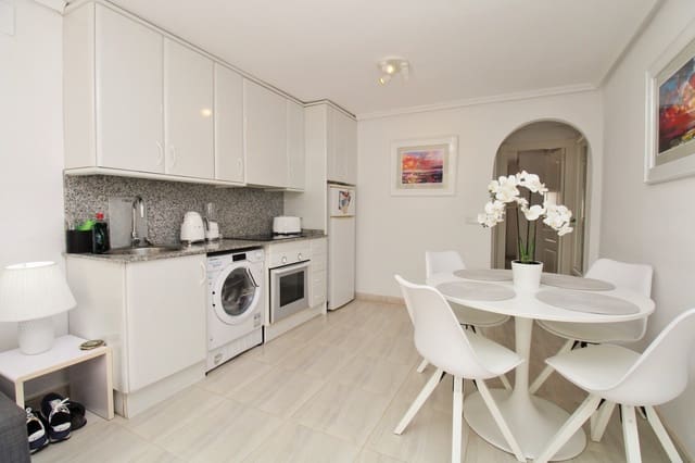 Bungalow de 1 habitación en Villamartin, Orihuela en venta - 129.950 € (Ref: 9699853)