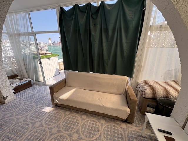 Bungalow de 2 habitaciones en San Miguel de Salinas en venta - 219.995 € (Ref: 9713544)