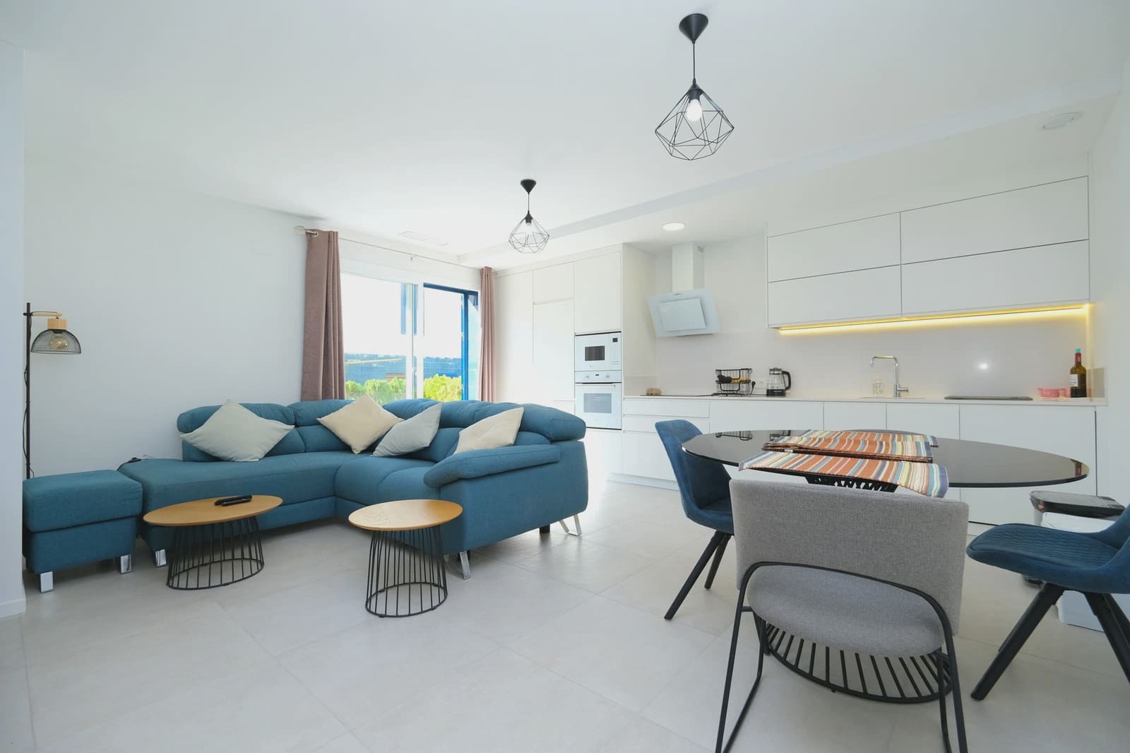 2 bedroom Apartment for sale in Playa Flamenca with pool - € 249,995 (Ref: 9720739)