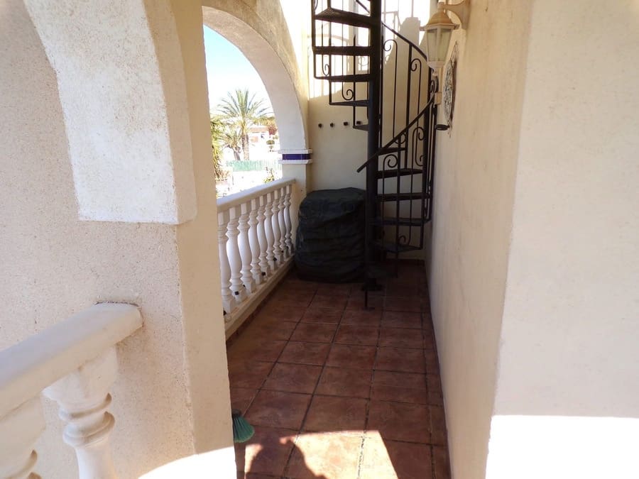 2 chambre Appartement à vendre à Villamartin avec piscine - 149 995 € (Ref: 9731505)