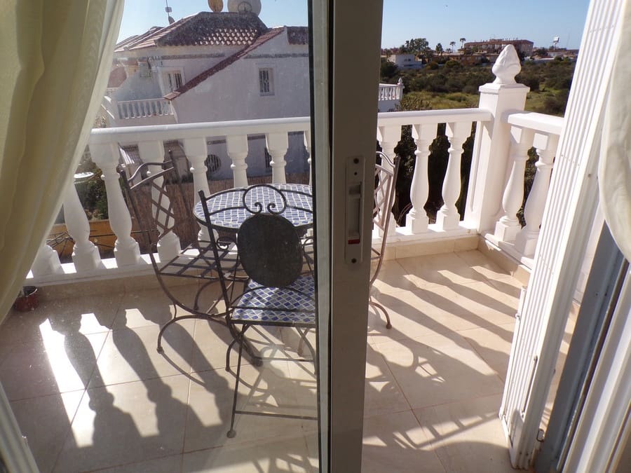 2 bedroom Apartment for sale in Cabo Roig with pool - € 179,995 (Ref: 9743201)