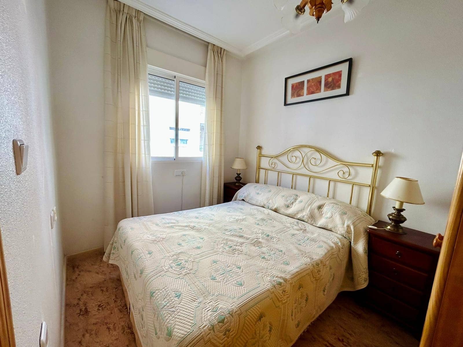 2 sovrum Lägenhet till salu i Torrevieja - 142 000 € (Ref: 9747237)