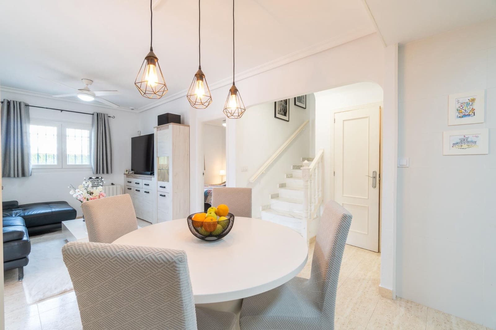 Chalet de 3 habitaciones en Orihuela Costa en venta con piscina - 279.000 € (Ref: 9747241)