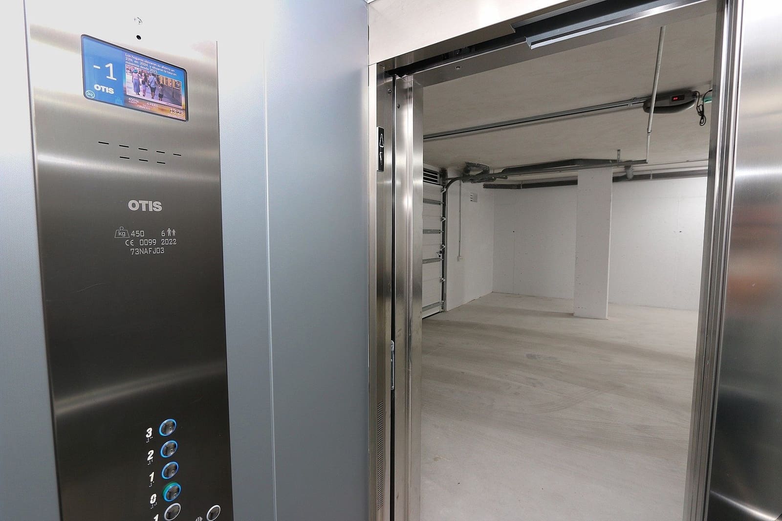 3 makuuhuone Huoneisto myytävänä paikassa Los Altos mukana uima-altaan 
autotalli - 589 000 € (Ref: 9750937)