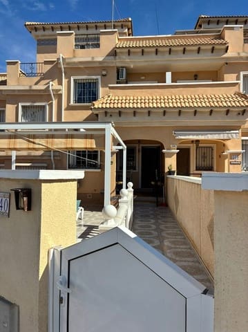3 soveværelse Byhus til salg i Villamartin, Orihuela med swimmingpool - € 199.995 (Ref: 9758265)