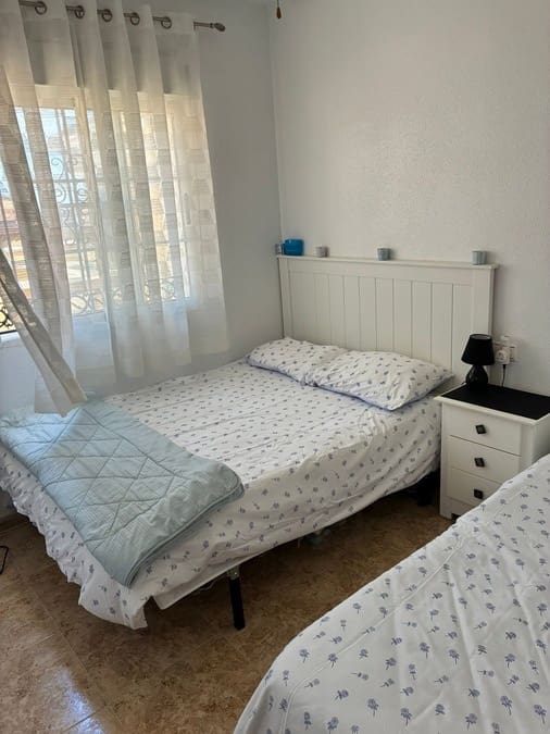 3 soveværelse Byhus til salg i Villamartin med swimmingpool - € 199.995 (Ref: 9758265)