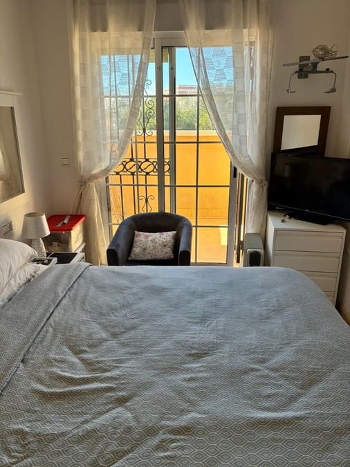 3 soveværelse Byhus til salg i Villamartin med swimmingpool - € 199.995 (Ref: 9758265)