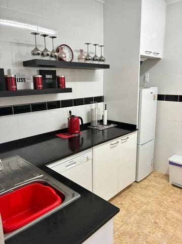 3 soveværelse Byhus til salg i Villamartin, Orihuela med swimmingpool - € 199.995 (Ref: 9758265)