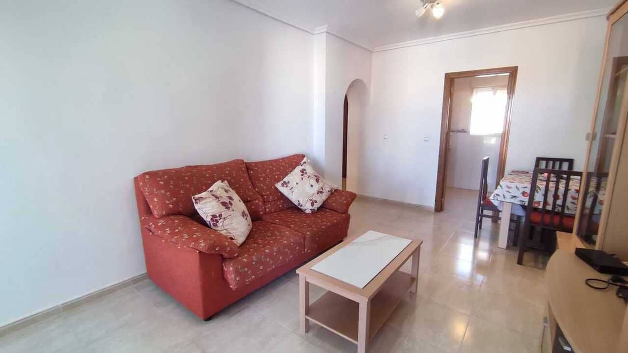 2 soverom Leilighet til salgs i Los Altos med svømmebasseng garasje - € 139 950 (Ref: 9758354)