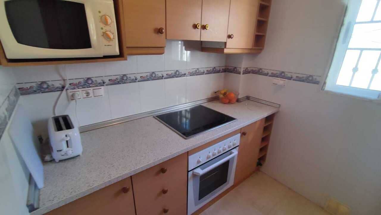 2 soverom Leilighet til salgs i Los Altos med svømmebasseng garasje - € 139 950 (Ref: 9758354)