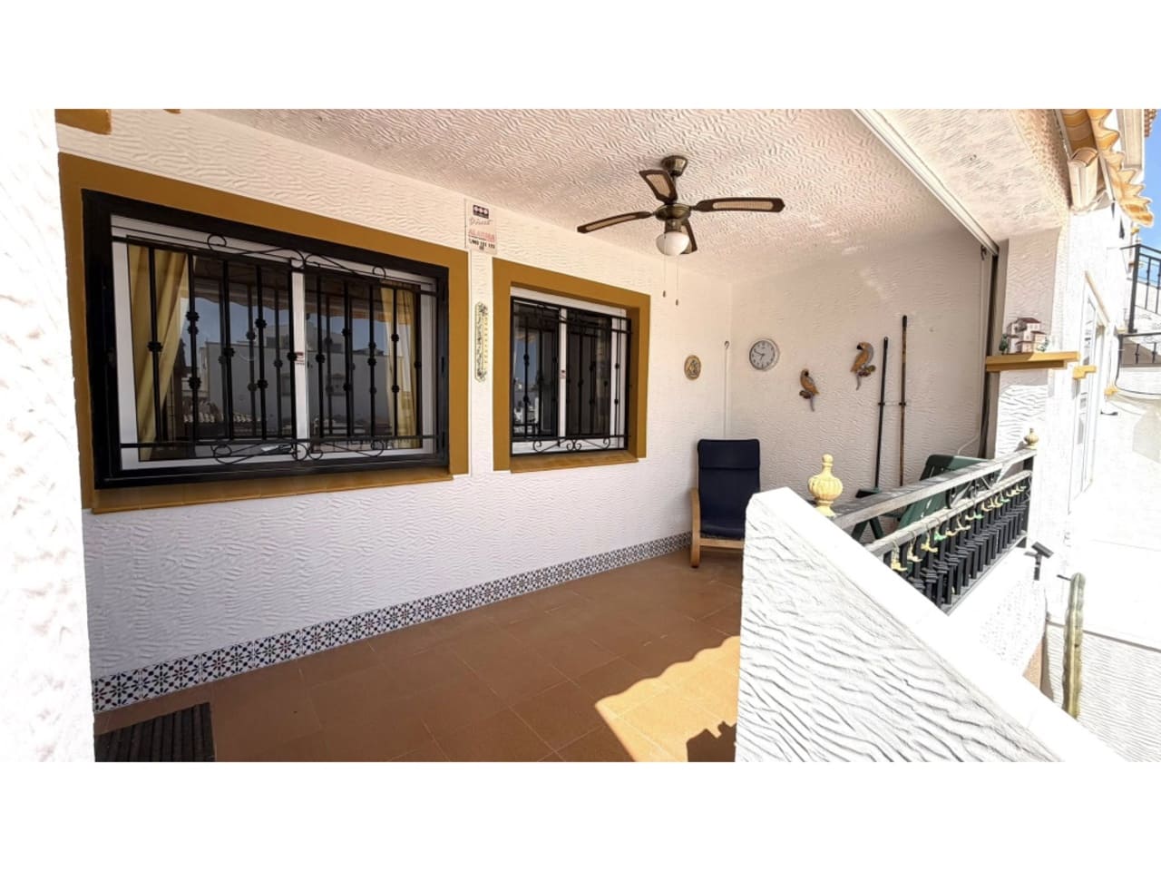 2 soverom Leilighet til salgs i Entre Naranjos med svømmebasseng - € 129 900 (Ref: 9762404)