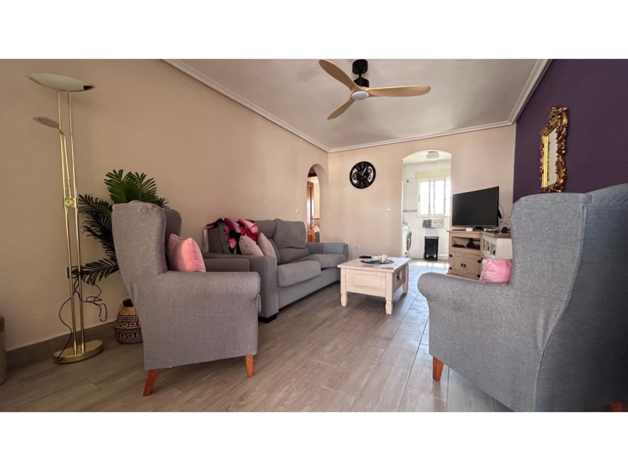 2 bedroom Apartment for sale in Vistabella with pool - € 135,000 (Ref: 9762488)