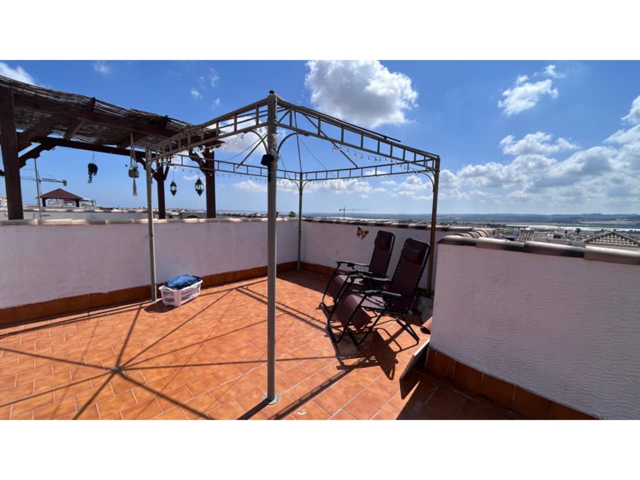 2 bedroom Apartment for sale in Vistabella with pool - € 135,000 (Ref: 9762488)