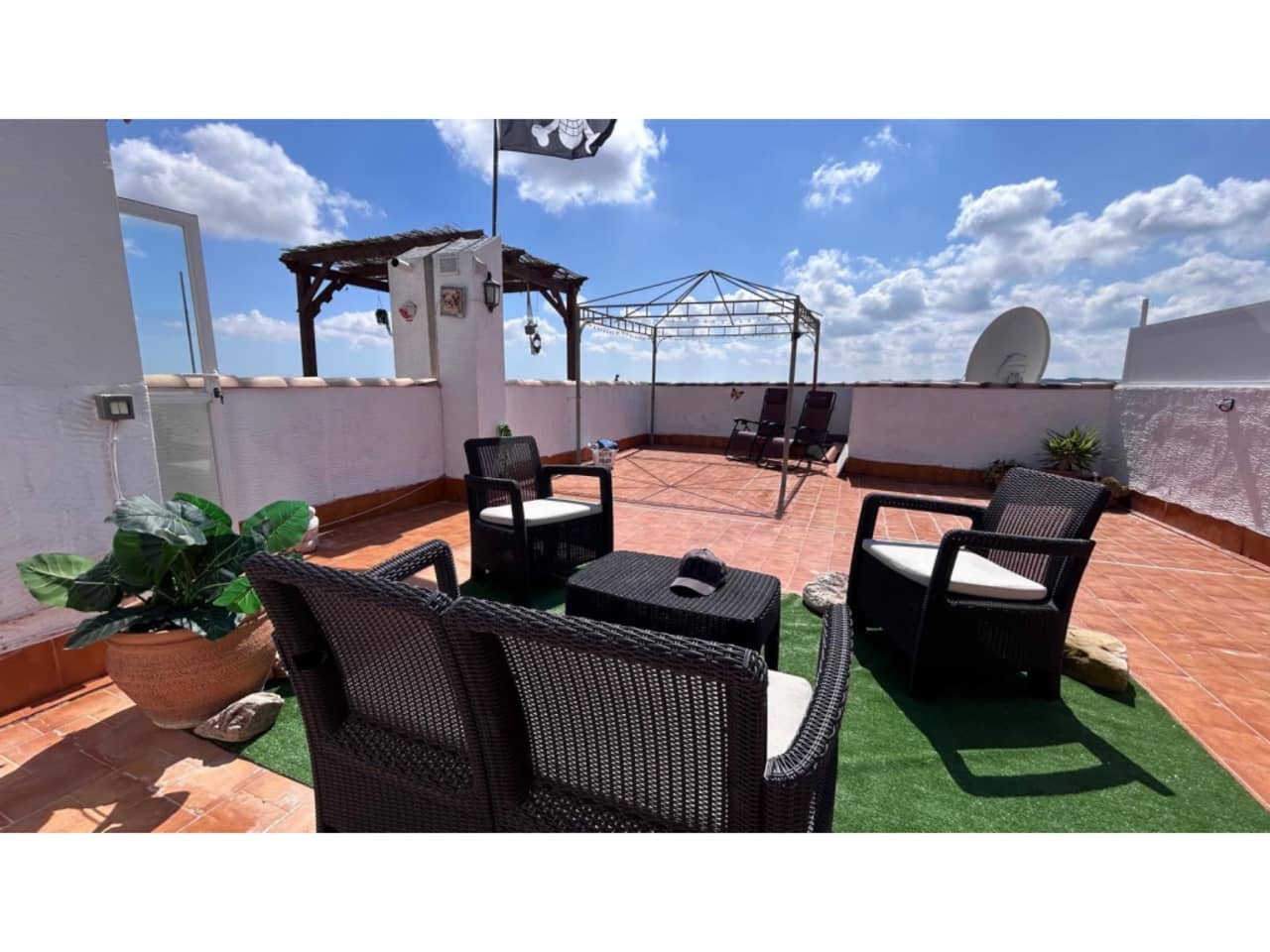 2 bedroom Apartment for sale in Vistabella with pool - € 135,000 (Ref: 9762488)