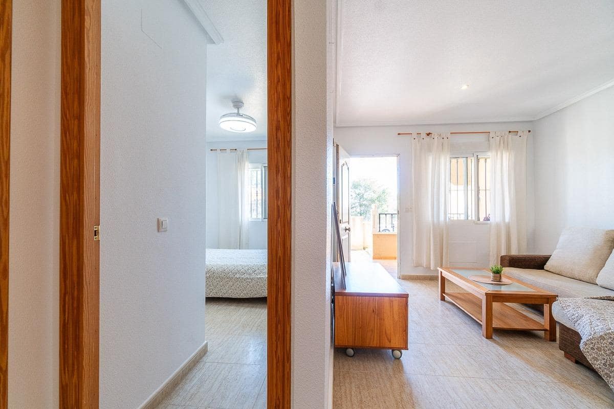 Bungalow de 2 habitaciones en Orihuela Costa en venta con piscina - 169.000 € (Ref: 9763913)