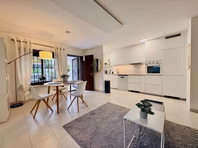 4 soverom Kjedet enebolig til salgs i Orihuela Costa, Orihuela med svømmebasseng garasje - € 390 000 (Ref: 9763921)