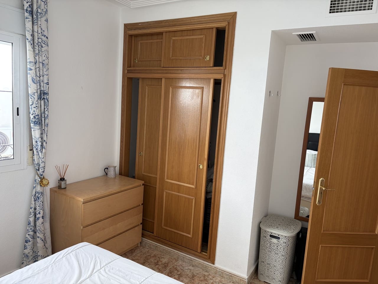 2 soveværelse Byhus til salg i Orihuela Costa med swimmingpool garage - € 179.950 (Ref: 9771878)