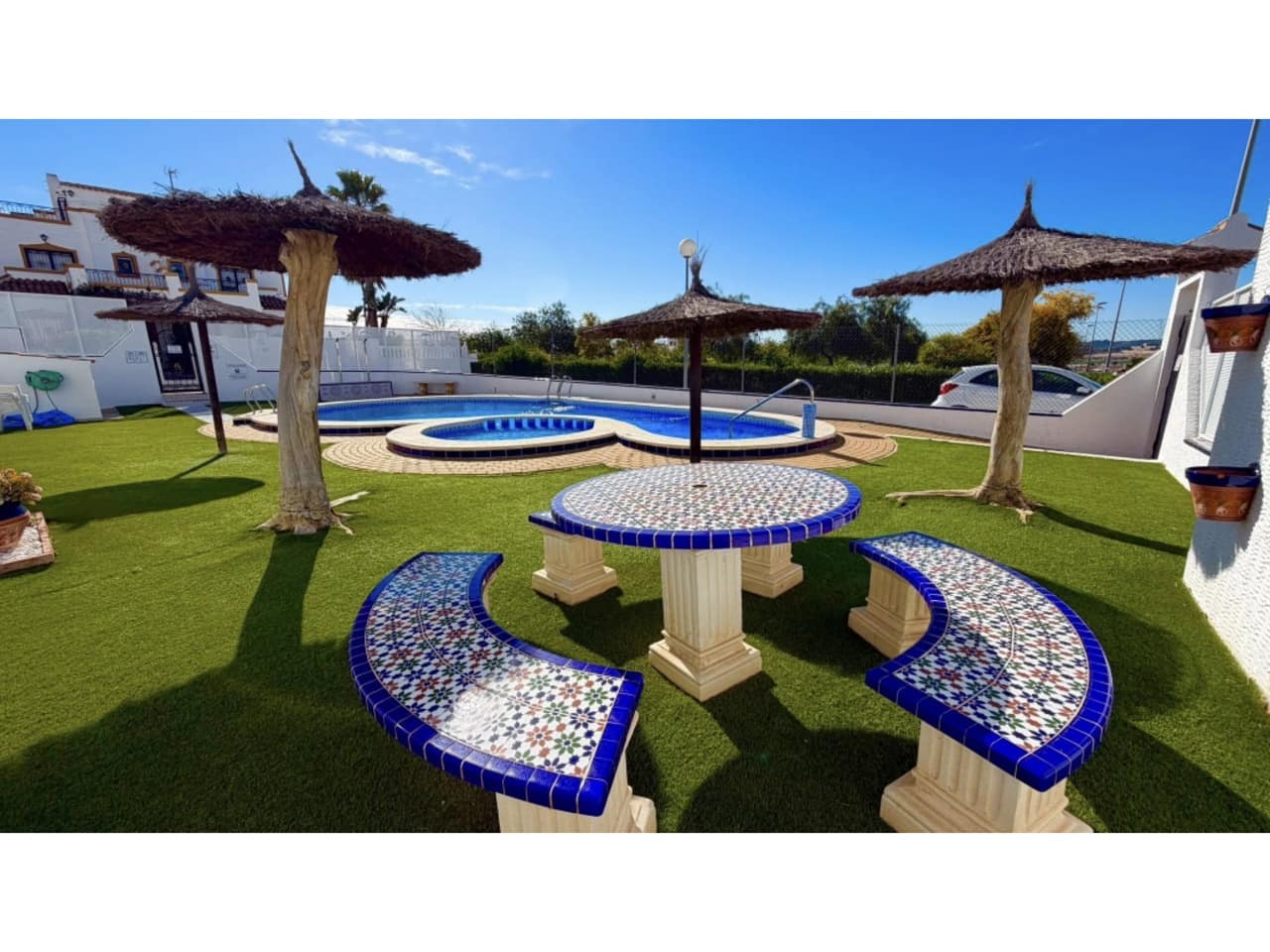 3 slaapkamer Huis te koop in Vistabella met zwembad - € 195.000 (Ref: 9775993)